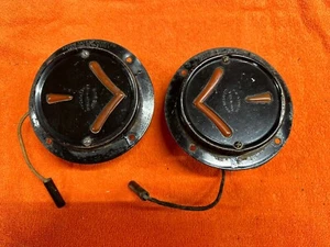 WORKING 6V PAIR VinTagE ARROW SAFETY TURN SIGNAL Light Truck Dodge Flange Mount - Picture 1 of 21