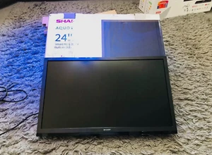 Sharp aquos 24 ins tv mit dvd player - Bild 1 von 4
