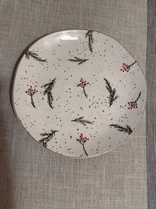 Potter's Studio PINE BOUGH BRANCH AND HOLLY BERRY Ceramic Dinner Plate Set Of 2 - Picture 1 of 9