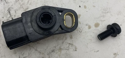 Suzuki TPS GSX-R600 05 2005 Gixxer GSXR600 04 OEM Throttle Positioning Sensor - Изображение 1 из 4