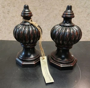 Jonathan Charles Finial Pair Black Rub-Through – Elegant Ornaments - Imagen 1 de 9