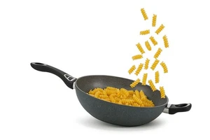 PADELLA WOK PADELLA SALTA PASTA SALTAPASTA 32 CM ANTIADERENTE CON MANICO - Foto 1 di 7