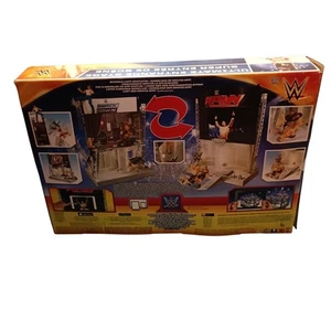 WWE Monday Night Raw Ultimate Entrance Stage CMJ78 (completo) Raro Coleccionable - Imagen 1 de 14