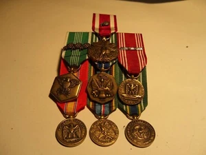 KOREA DEFENSE SERVICE MEDAL RIBBON US ARMY 7 SMALL MEDALS AS PICTURED - Picture 1 of 10