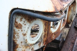 Luz trasera derecha Mercury Cougar 1974-76 borde de lente panel de relleno par - Imagen 1 de 5