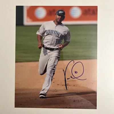 VERNON WELLS TORONTO BLUE JAYS SIGNED AUTOGRAPHED 8x10 PHOTO - Image 1 of 2