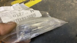 VAUXHALL ASTRA ZAFIRA INSIGNIA 2009 > FRONT INDICATOR LEFT PASSENGER 13273103 - Picture 1 of 2