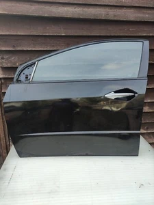 PUERTA DELANTERA HONDA CIVIC MK8 2005-2011 NEGRA PASAJERO IZQUIERDA LADO CERCANO NEGRO (5 PUERTAS) - Imagen 1 de 5