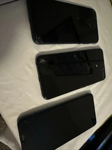 Lot Of 3 Cell Phones For Parts 1 Samsung, 2 Verizon, Untested - Picture 1 of 17