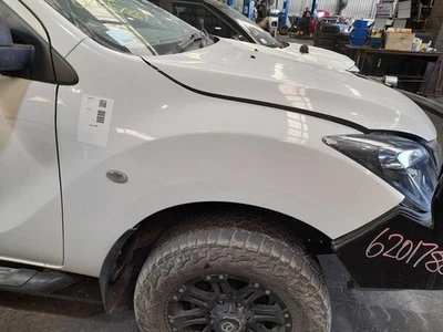 MAZDA BT50 RIGHT GUARD UP-UR, W/ INDICATOR, NON SNORKEL TYPE, 10/11-06/20  - image 1 of 4