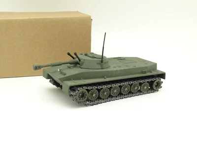 Solido Militare Esercito 1/50 - Carro Armato Amphibio Russo PT76 - Immagine 1 di 3