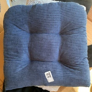 Terapia 16 pulgadas. x 16 pulgadas. Cojín antideslizante de espuma viscoelástica para silla en azul marino - Imagen 1 de 1