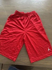 Vintage Air Jordan Jumpman Shorts Red YOUTH XL Basketball Athletic Nike - Picture 1 of 6