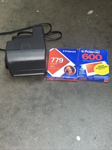 Polaroid One Step 600 Instant Film Camera with Strap And Film - Picture 1 of 4