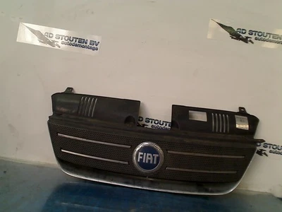 GRILL GRILL Fiat Idea (350AX) MPV 1.4 (350.A.1000) 2004 Foto 1 de 4
