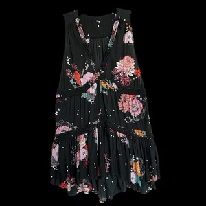 Free People schwarz Blumen Stufen Babydoll Tunika Top Gr. S Boho V-Ausschnitt - Bild 1 von 7