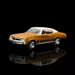 1970 Buick Skylark GS **sella brunita Poly** 1/64 Premium pressofuso con RR - Foto 1 di 11