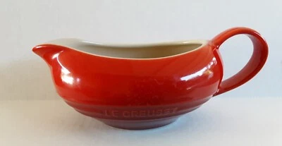 Le Creuset Gravy Boat (460ml) Cerise - New - Image 1 of 4