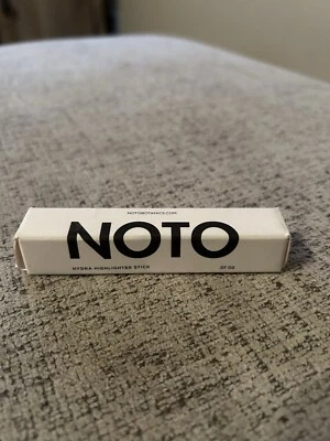 NOTO Botanics - Barra iluminadora Hydra orgánica (cara + cuerpo) natural 0,07 OZ Foto 1 de 3