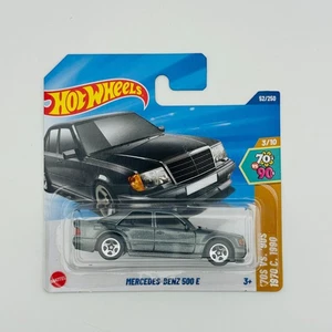 Hot Wheels - MERCEDES BENZ 500 E '70S VS. '90S 2025 - 1:64 Diecast - Picture 1 of 1