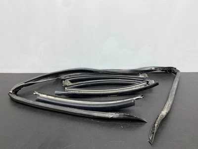 Toyota Supra MKIV TT LHD 1993 OEM Targa techo tira meteorológica montaje de sello Foto 1 de 4