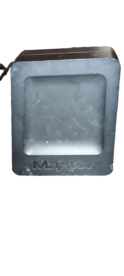 Maxtor One Touch 4 External Hard Drive, 1TB USB (1000GB) - Image 1 of 4