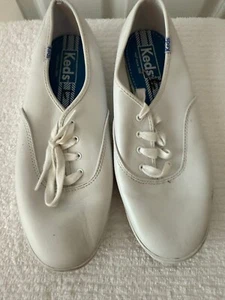 Keds Womens Leather Sneakers Sz 8.5 White Lace Up Flat Shoes $32.91 - Picture 1 of 5