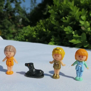 MINI Polly Pocket 4 mini Figuren: 3 Püppchen und Hund NEU OVP Bluebird