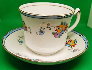 Vintage Cup and Saucer - Floral - Wellington J.H.C. & Co Longton England - 551 - Picture 1 of 6