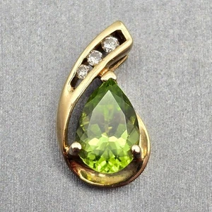 10K Yellow Gold Teardrop Peridot & Diamond Ribbon Pendant .75" Prong Set - Picture 1 of 13