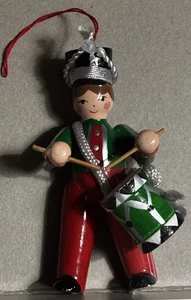 Adorno de Navidad de madera para niño baterista del medio oeste de Cannon Falls - Imagen 1 de 9