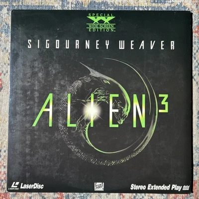Alien 3 Laserdisc, 1992, Special Widescreen Edition Sigourney Weaver Horror - Image 1 of 4