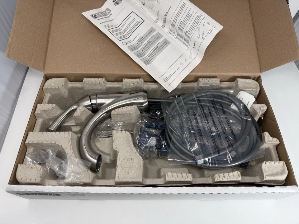 Delta 15999-SS-DST Haywood Single Hole Bathroom Faucet with Diamond Seal Technol - Image 1 of 4