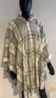 Poncho Capa Lauren Ralph Lauren con Capucha Lana Talla S/M Gris Cuadros Nuevo con Etiquetas Precio de venta sugerido por el fabricante $499 Foto 1 de 4