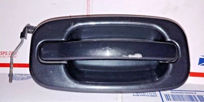 02 03 04 05 06 Manija de puerta trasera derecha negra Cadillac Escalade ESV EXT 15029900 Foto 1 de 4