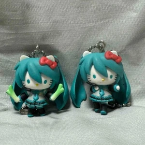Hatsune Miku Hello Kitty Secret Vocaloid X Hello Kitty Ball Chain Key Ring set - Picture 1 of 10