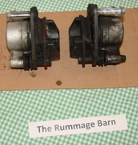 (2) left right BRAKE CALIPERS SET ------- 1987 KAWASAKI ZX600B Ninja - Picture 1 of 2