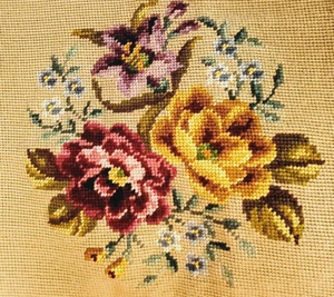 Arazzo punto ago bouquet floreale vintage 21045 rifinito coprisedia 19" x 21" - Foto 1 di 6