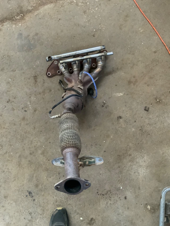 Lincoln MKZ FUSION 2.0 2015 2016 2017 2018 2019 híbrido colector FS7Z-5G232-C Foto 1 de 4