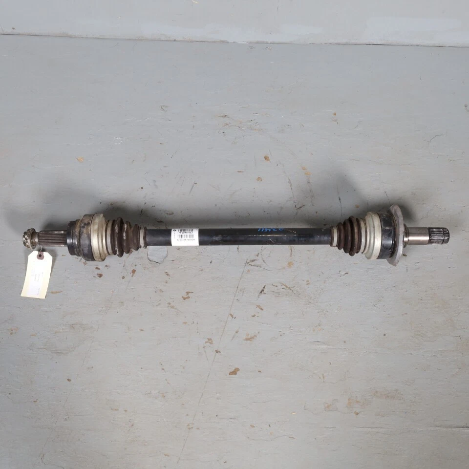 BMW X5 2014-2018 eje trasero junta CV derecha/izquierda 33208609839 OEM usado Foto 1 de 4