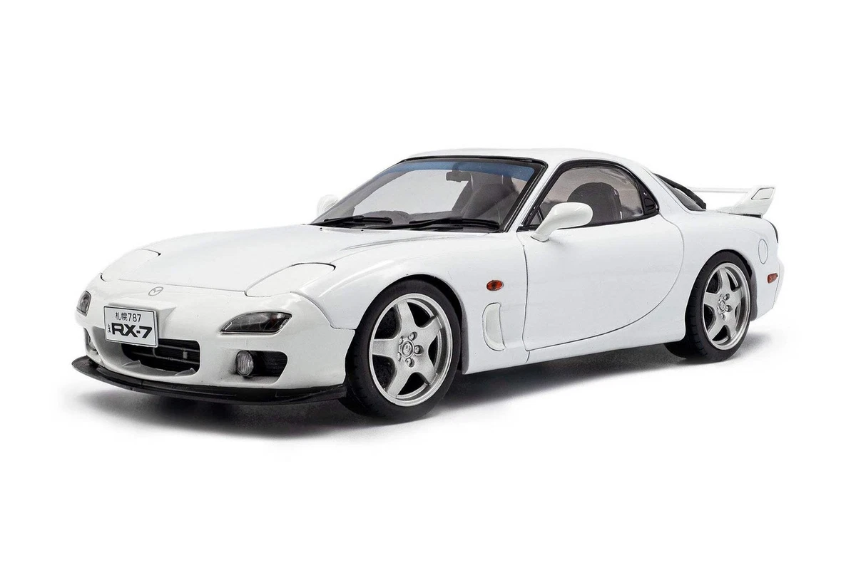 1993 マツダRX7  1/18スケール Preços baixos em Mazda 1:18 Escala Carros, caminhões e vans | eBay