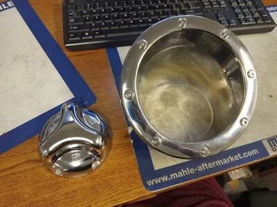 CUBIERTA DEPÓSITO GASOLINA HUMMER H2 BISEL COMBUSTIBLE PUERTA CROMO 2003-09 Foto 1 de 4