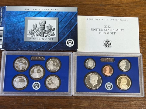 2022 San Fransisco US Mint 10-Coins Proof Set, Box & COA Cover