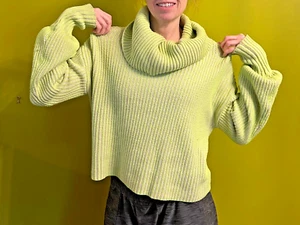 Green Sweater, Women's, Good Condition - Picture 1 of 2