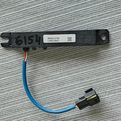 Montaje de antena Hyundai Elantra 2017-2020 llave inteligente # 95420-F2100 OEM Foto 1 de 4