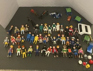 Lote de 60+ Figuras Geobra Play Mobil Vintage 1987 Años 90 2000 - Imagen 1 de 7