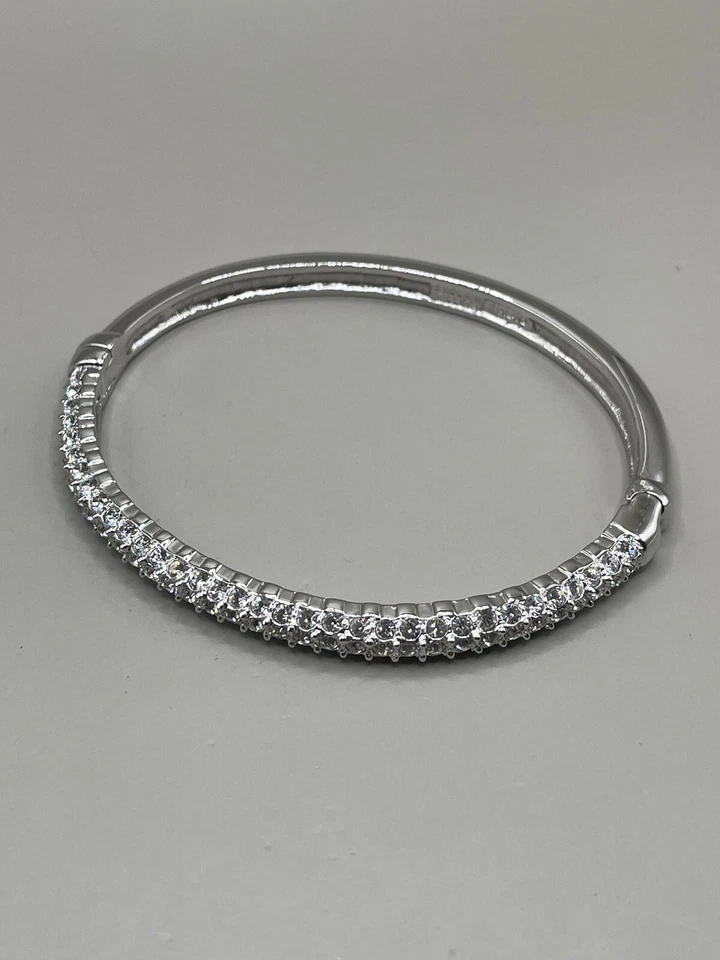 "Brazalete Brazalete Vintage NOLAN MILLER Tono Plata Pavé Cristales Bisagras 6.9"" Firmado" Foto 1 de 4