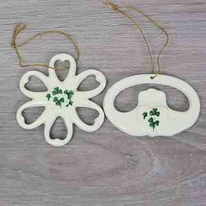 Juego de 2 adornos de porcelana Liffey Artefacts Kildare trébol Claddagh - Imagen 1 de 6