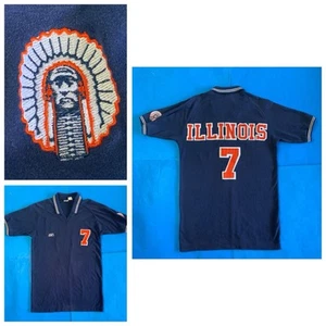 Rara maglia/maglietta vintage Università dell'Illinois n. 7 Asics 38”x30,5” XL - Foto 1 di 13
