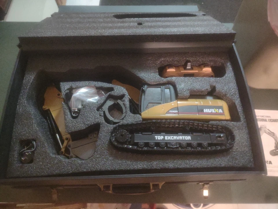 Professional Excavator Model Digger - Image 1 of 1